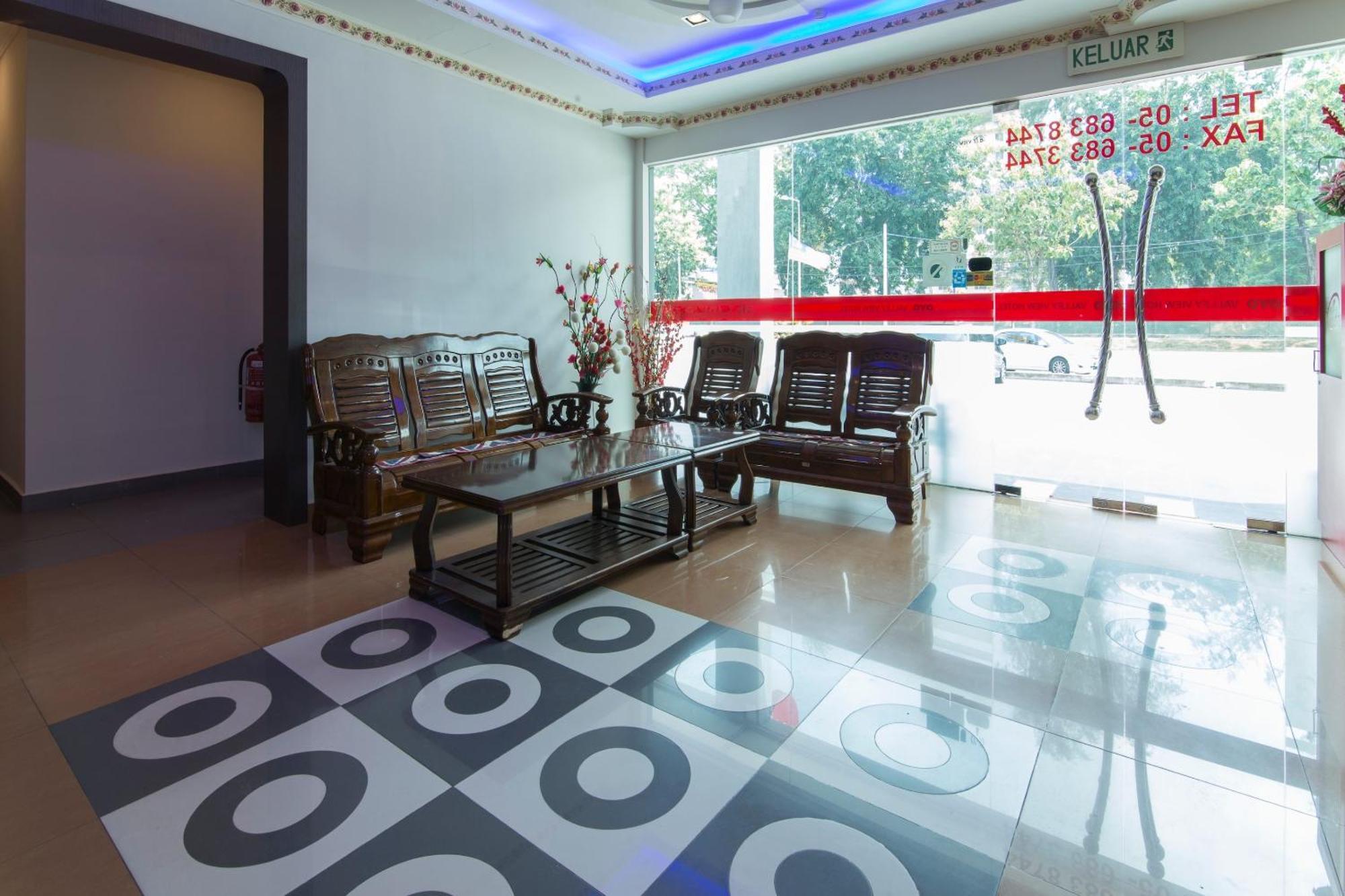 Oyo 44088谷景酒店 卢穆特 外观 照片